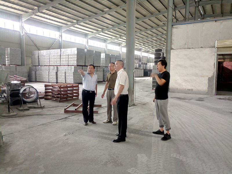 柘城總商會(huì)、住建部發(fā)展科技中心、中國(guó)建材研究總院專家及領(lǐng)導(dǎo)人蒞臨考察-2-20230905081138